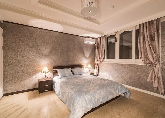 Gold Hill Gh House 2*