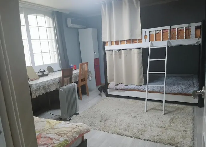 Gasthuis Gold Hill Gh House 2*